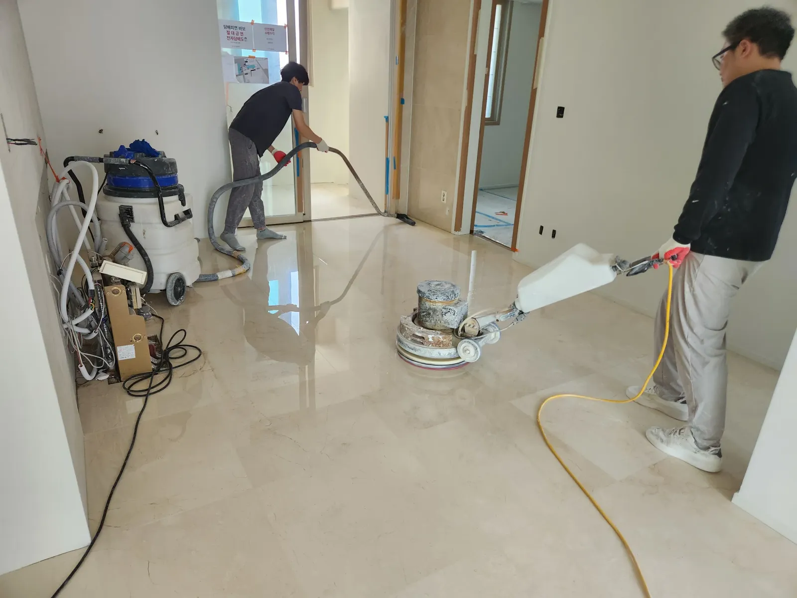 등촌 거실 대리석광택 시공 사진 23